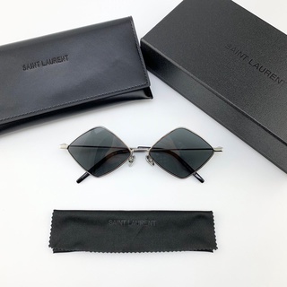 แว่นกันแดด Eyewear Diamond Shaped Sunglasses พร้อมส่งค่ะ งานสวยสุด คุณภาพดีสุด กันแดดเต็มประสิทธิภาพ UV400 มาพร้อมกล่อง