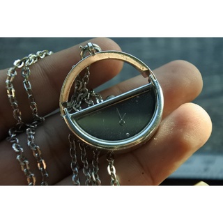 นาฬิกา Vintage มือสองญี่ปุ่น Pocket Watch นาฬิกาพกSEKOระบบQuartz UNISEX ทรงกลม กรอบเงิน หน้าเงิน หน้าปัด 31mm