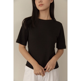 Shopatvelvet - Studio Now Kaia Ribbed Top สีดํา