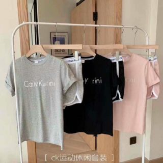 ☆พร้อมส่ง☆ ชุดเซทเสื้อและกางเกงขาสั้น CK