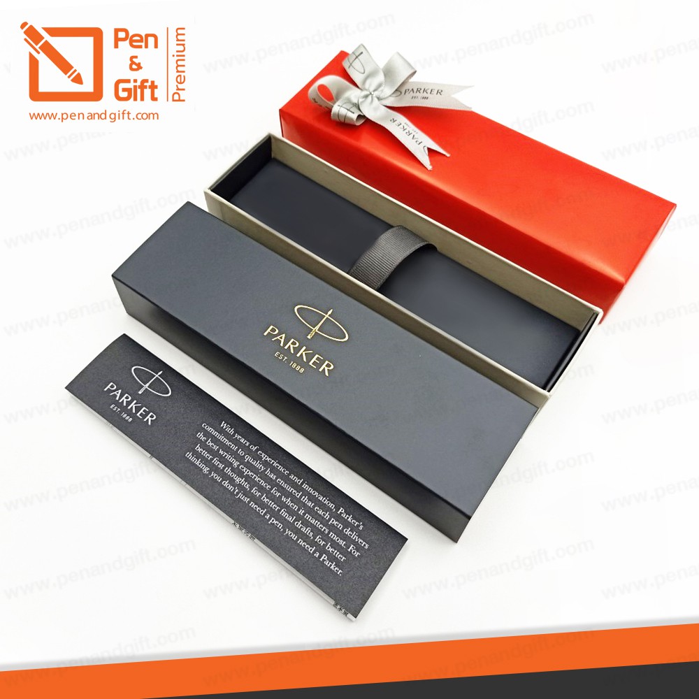 ปากกาสลักชื่อฟรี Parker Jotter Fountain Pen Stainless Steel Gt  ปากกาหมึกซึมป๊ากเกอร์ จ็อตเตอร์ สีเงินคลิปทอง - Penandgiftpremium - Thaipick
