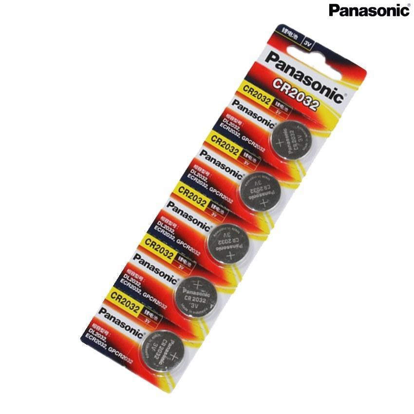 ﻿Panasonic ถ่านกระดุม พานาโซนิค CR2032  3v button cell coin batteries (1 แพ็ค 5 ก้อน)