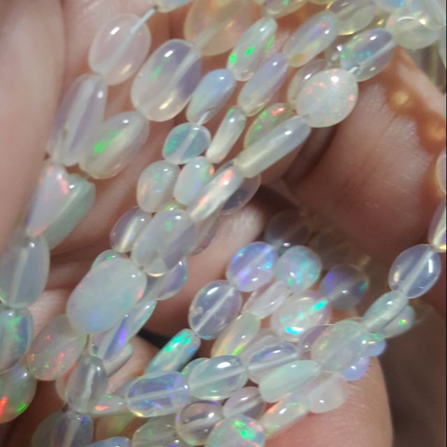 สร้อยคอโอปอลแท้ โอปอลธรรมชาติ น่ารักใสๆ 16" (Natural White Opal beads necklace)