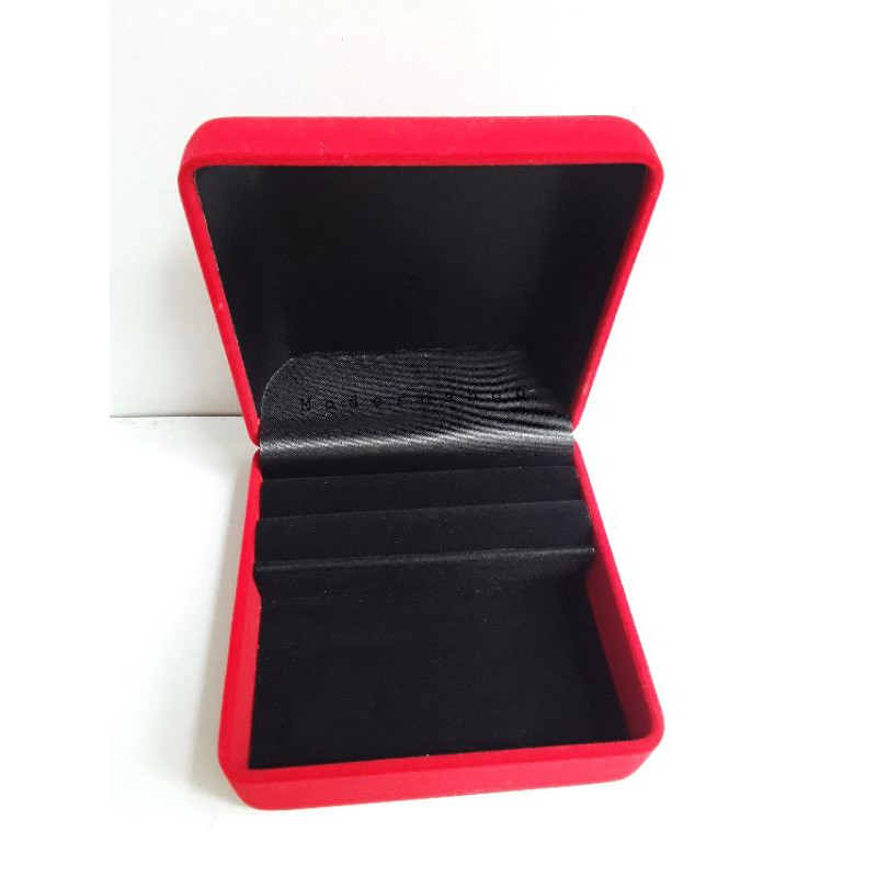 กล่องกำมะหยี่เก็บเครื่องประดับครบเซ็ท สีแฟนซีหรูหรา ขนาด 9×9×5 ซม. - รูปที่ 6