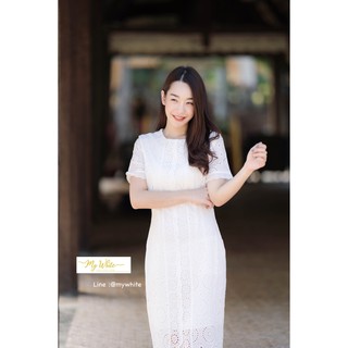 ระเบียบผ่าหน้า เดรสทรงเอยาวผ่าหน้า