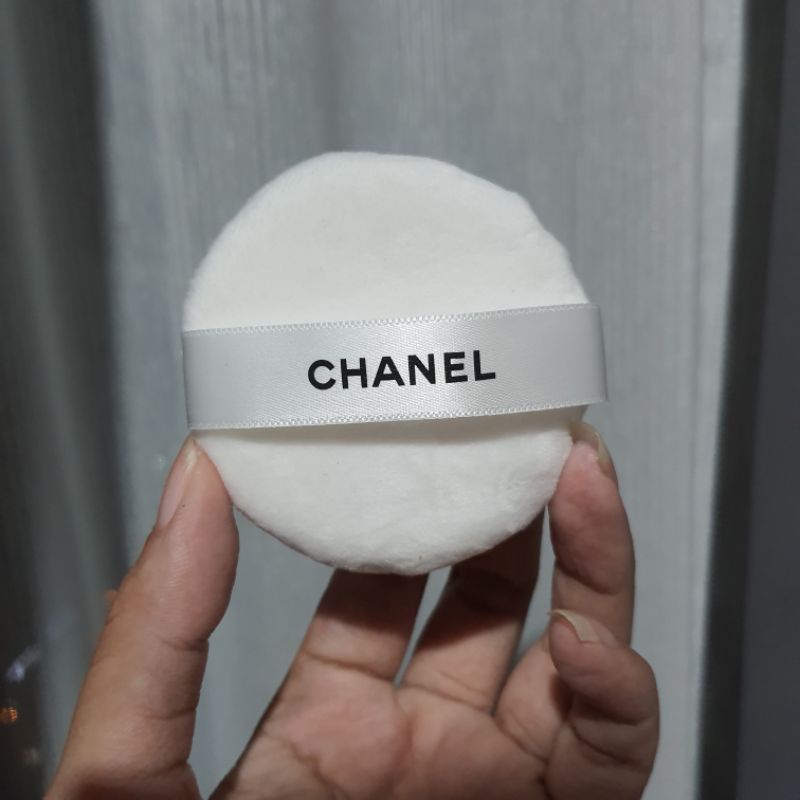 พัฟ Chanel ของแท้ สำหรับการเกลี่ยแป้ง