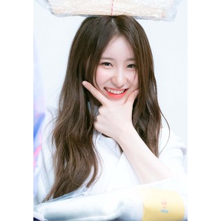 โปสเตอร์ Lee ChaeYeon อี แชยอน IZ*ONE Izone ไอซ์วัน Poster Korean Girl Group เกิร์ล กรุ๊ป เกาหลี K-pop kpop ของขวัญ