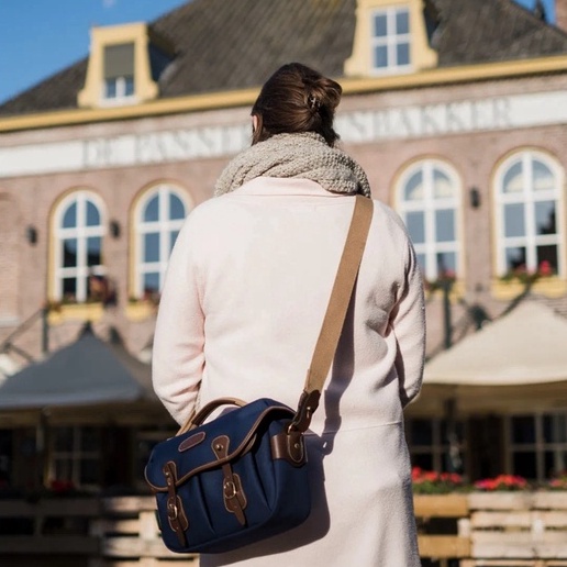 Billingham รุ่น Hadley Small Pro-Navy Canvas / Chocolate Leather