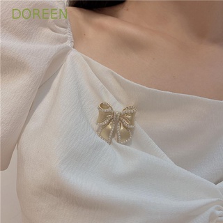 Doreen เข็มกลัดมุก หรูหรา ผู้หญิง คุณภาพสูง มุก ดอกไม้ ปกเสื้อ หมุด