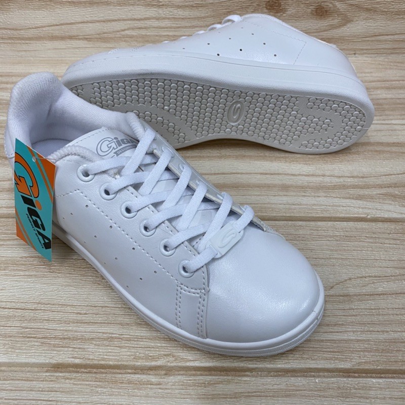 GiGa รุ่น GS03 รองเท้าผ้าใบ  แบบหนัง (35-41) สีขาว