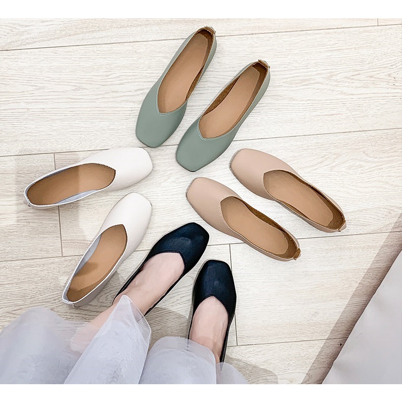 (ร้านไทยจ้า) รองเท้าคัทชูผู้หญิง 4 สี ใส่ทำงาน ลำลอง รองเท้าแฟชั่น สีพื้น