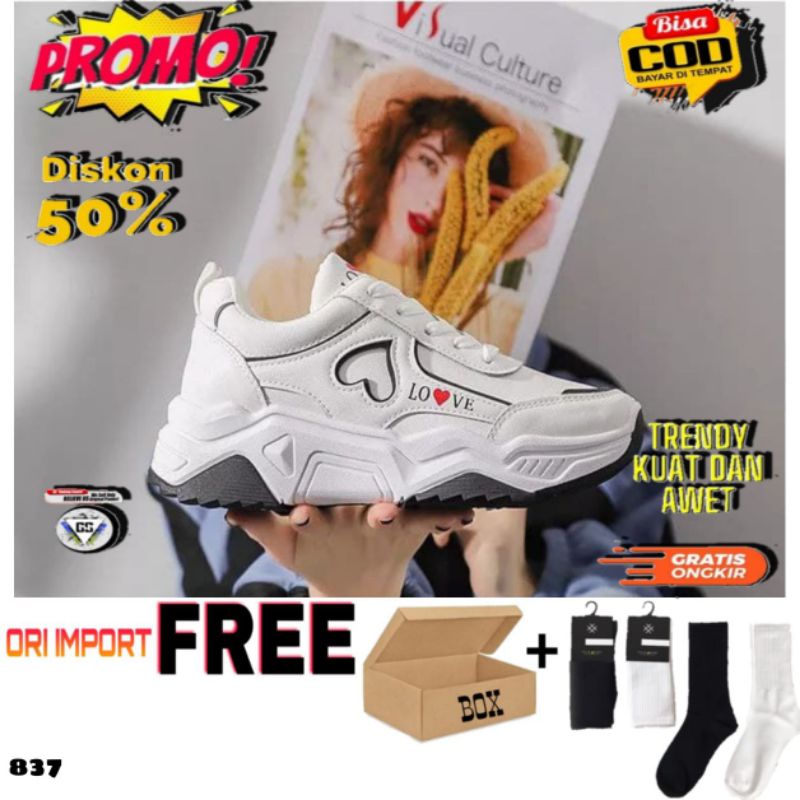 Love sneakers รองเท้าผ้าใบผู้หญิงล่าสุด 837