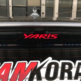 ป้ายไฟเบรค"YARIS"  yaris 2014-2022งานตัดอคิลิค