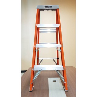 🔥โค้ดINC3LEL3ลด30฿บันได 4 ขั้น Step Ladder ยี่ห้อ Ridgid รุ่น RL-FGS4