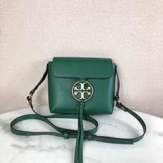 กระเป๋าสะพาย TORY BURCH เปิด - ปิดกระเป๋าด้วยแม่เหล็กแบบซ่อน