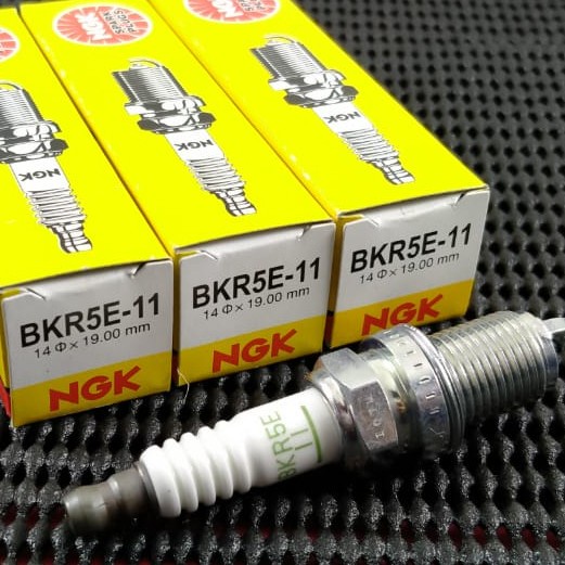 NGK BKR5E-11 หัวเทียนมาตรฐาน Hyundai MATRIX 1.5cc 1.6cc 2006 2007 2008 2009 2010