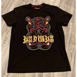 เสื้อยืดผ้าฝ้าย พร้อมส่ง เสื้อยืด ปักลาย Nwt Bass By Ron Bass Blackmulti Hippo หลากสีสัน สําหรับผู้ชาย