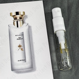 「น้ำหอมขนาดเล็ก」Bvlgari Eau Parfumee au The Blanc, 2003 2ML