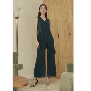 gentlewoman pleat top เฉพาะเสื้อ