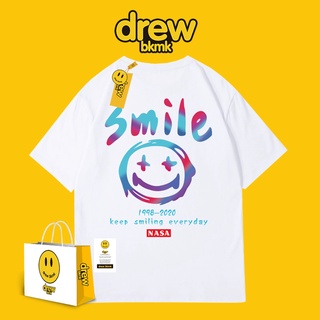 [S-5XL]เสื้อยืดแขนสั้น พิมพ์ลายกราฟฟิติ Delu Little Devil หน้ายิ้ม สไตล์ฮิปฮอป และยุโรป แนวสตรีท สําหรับผู้ชาย