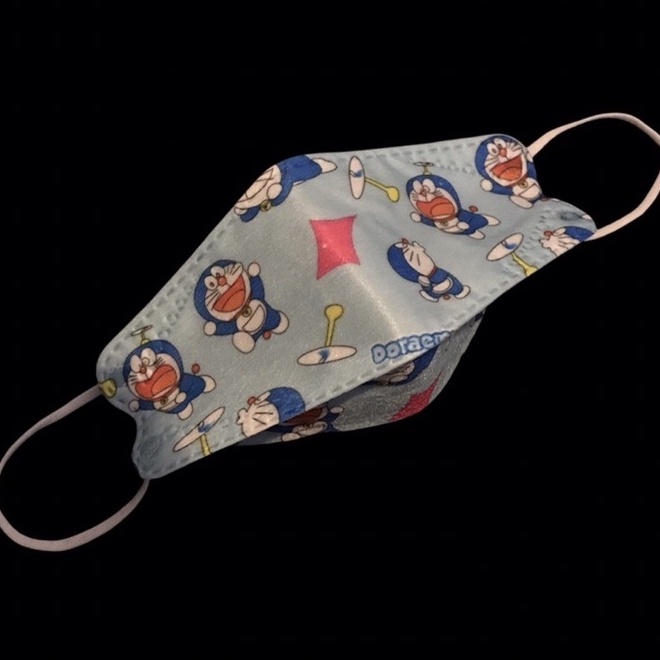 แมสเด็ก KF 94 ลายการ์ตูนโดเรม่อน (คอปเตอร์ไม้ไผ่) _พื้นสีฟ้า กรอง 4 ชั้น (3D) / 1 แพค 10 ชิ้น