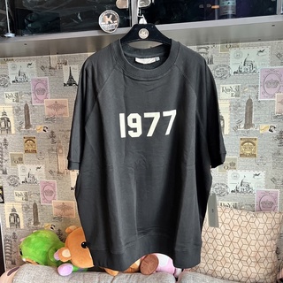 FOG FEAR OF GOD 1977 seventh season chest patch Tshirt 2022 เสื้อแขนสั้น ตัวนูน (ภาพถ่ายวีดีโอจากสินค้าจริง)