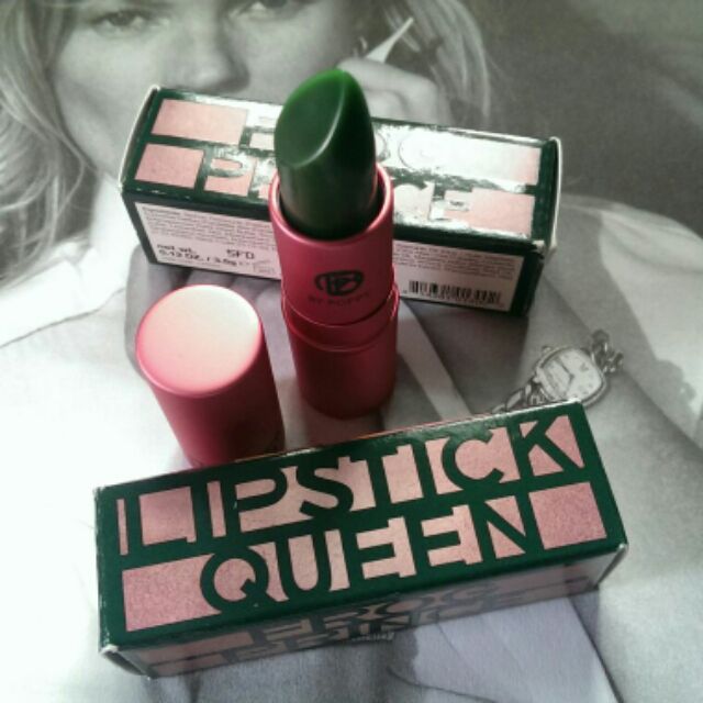 Lipstick Queen Frog Prince ให้ริมฝีปากเป็นสีชมพูกุหลาบสวยอย่างน่าทึ่ง