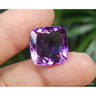 พลอย อเมทิส { Amethyst } 15.73 ct.  พลอยดิบธรรมชาติ ***#อัญมณีประจำราศีกุมภ์ -ขนาด 15.1 x 15.5 x 9.1 mm. พลอยแท้100%