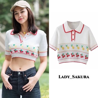 Lady_Sakura✨2690-1/XHAD.E🍍🍒#เสื้อแฟชั่นคอปก#เสื้อครอปใหมพรหมกระดุมหน้า 3 เม็ดแต่งขอบสี