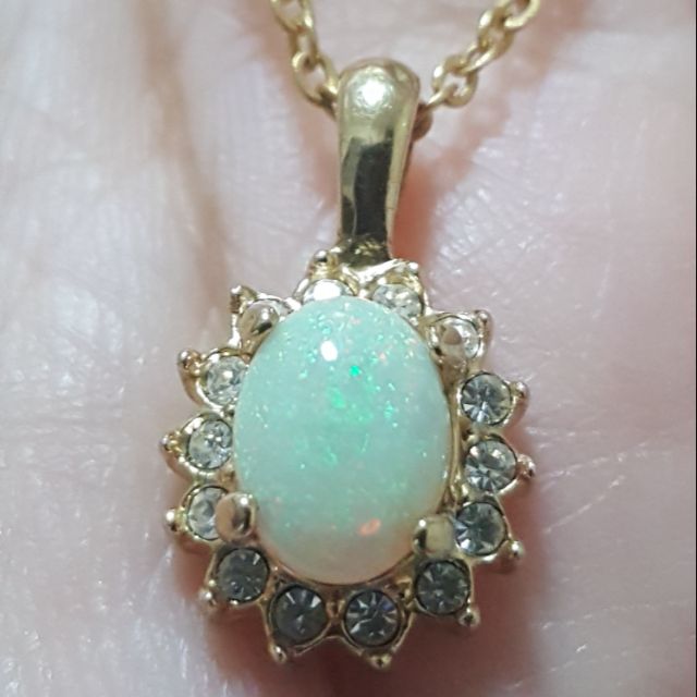 สร้อยคอจี้โอปอลแท้ งานเก่า (Natural opal pendant)