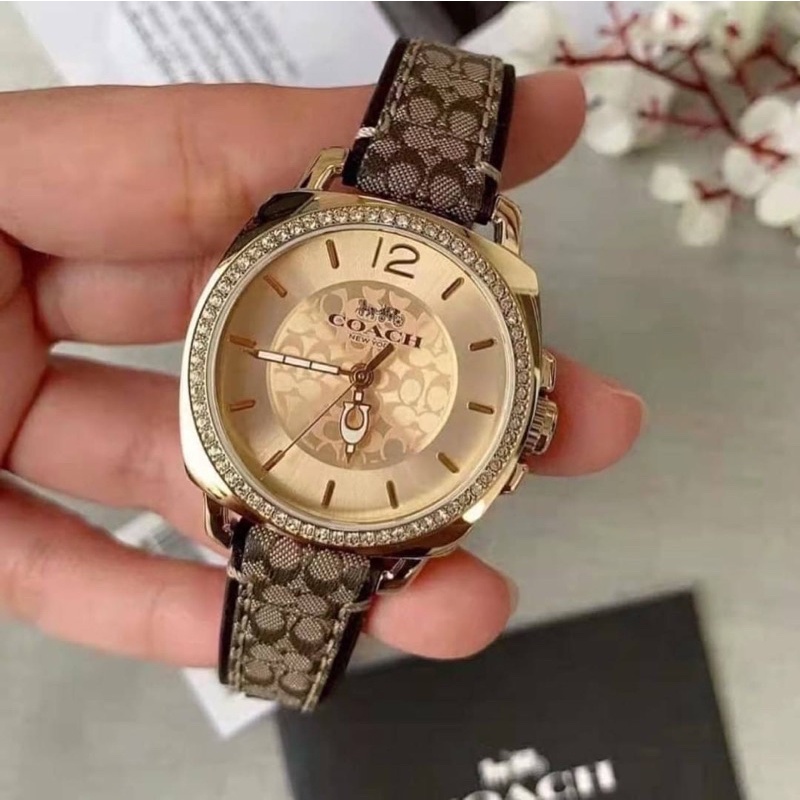 นาฬิกา Coach สายหนังล้อมเพชร