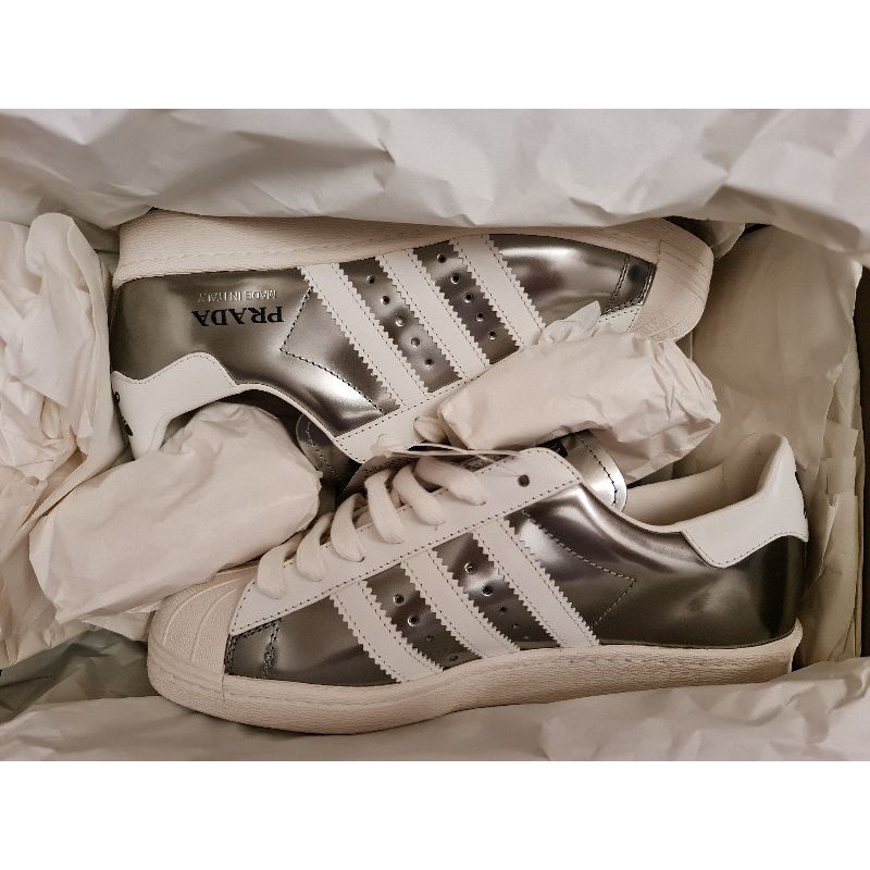 prada x adidas superstar สีเงิน ใหม่ แท้ ป้ายห้อย