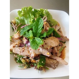 ซอสหมักคอหมูย่าง ซอสหมักสำเร็จรูป 1 ขวดหมักได้ 2 กก.สะดวกใช้ง่ายไม่ต้องปรุงเพิ่ม โดยโรงเรียนสอนทำอาหารบ้านอาจารย์ลักษณ์