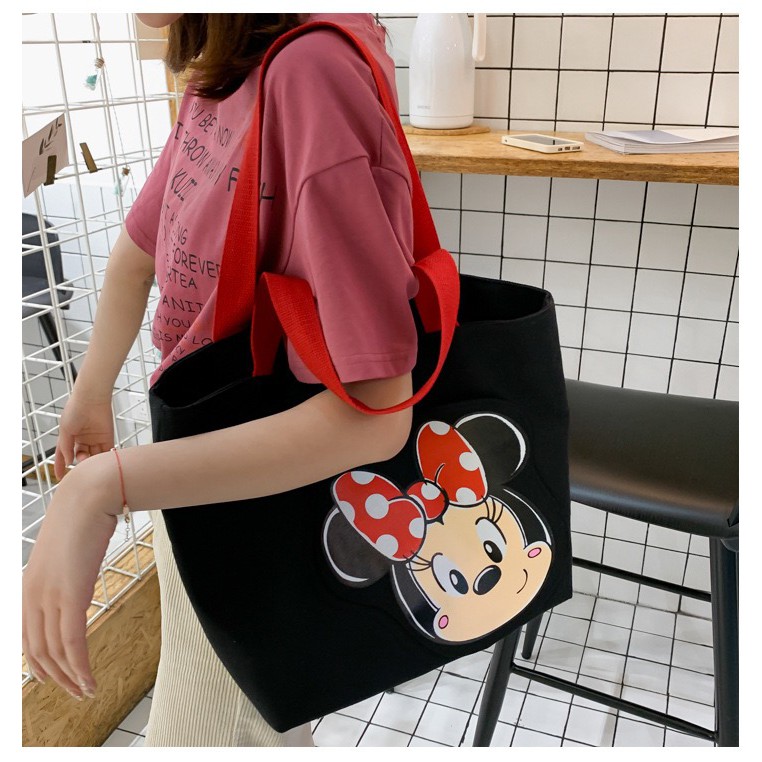 Disney กระเป๋าผ้าใบน่ารักมิกกี้เมาส์น่ารักกระเป๋าสะพายป่าใหม่การ์ตูนน่ารักเทรนด์ความจุสูง ✨✨ ราคา ถูกที่สุด ดีลบีเคเค แกลเลอรีภาพที่ 6