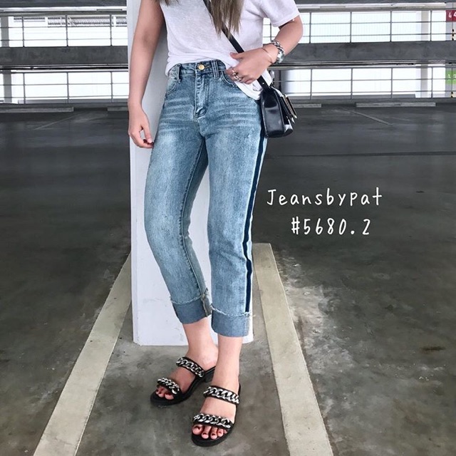 jeanbypat จากร้าน กางเกงยีนส์