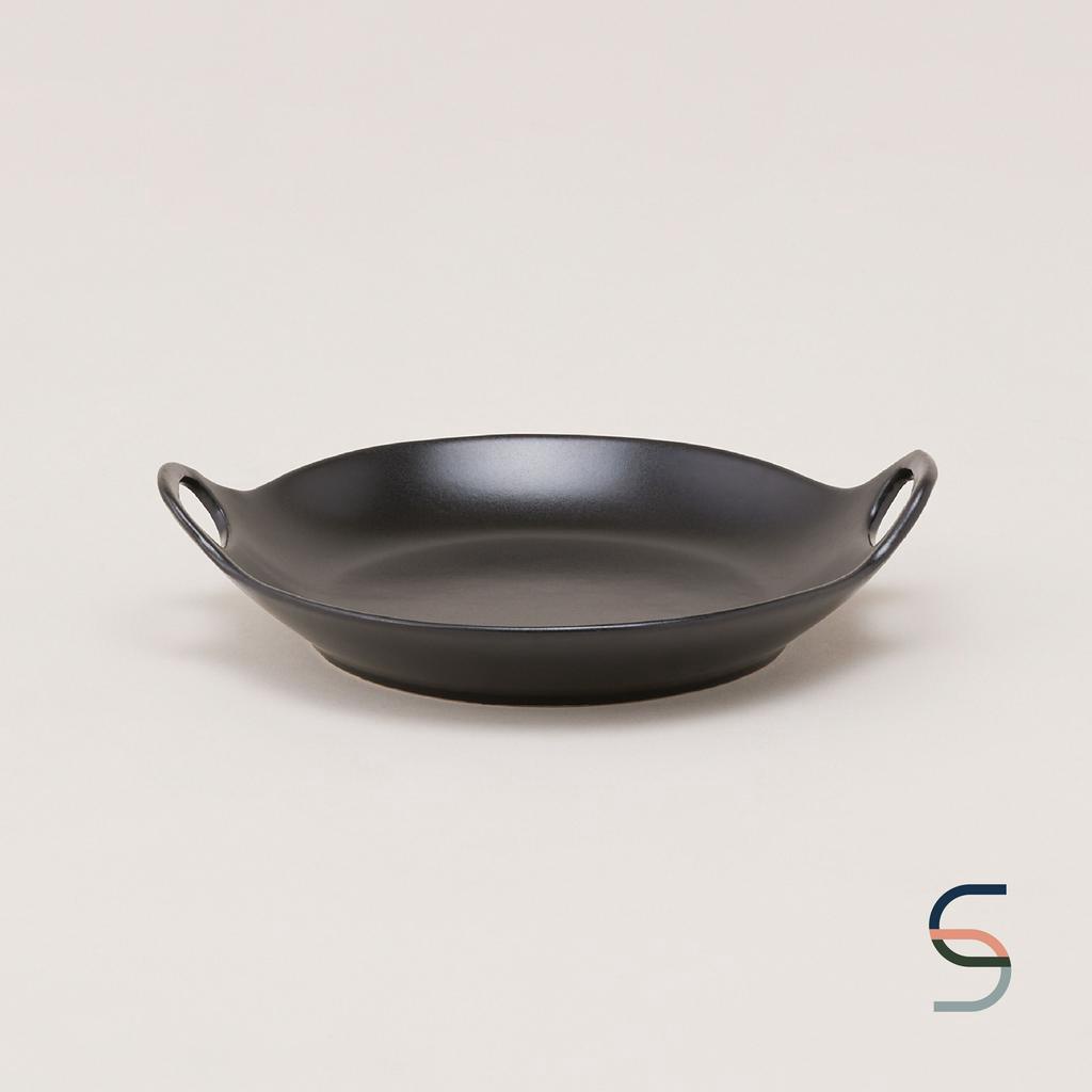 SARABARN Round Plate With Handles | จานเซรามิก มีหูจับ ทรงกลม