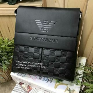 พร้อมส่ง NEW! GIORGIO ARMANI CROSSBODY BAGแท้💯outlet กระเป๋าสะพาย Limited Edition จาก GIORGIO ARMANI JEAN