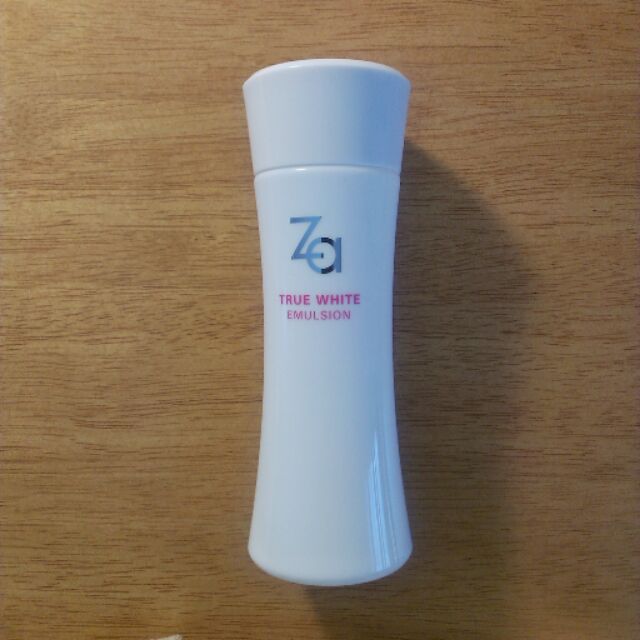 ลด 70บาท ใช้โค้ด PAYDAY70 Za true white ex emulsion 50ml.