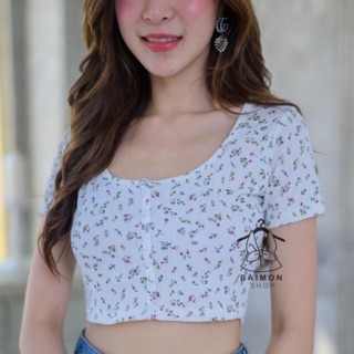 เสื้อครอปกระดุมหน้า แขนสั้น ผ้าทอพิมพ์ลายดอก ผ้ายืด
