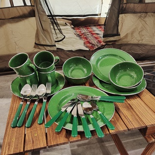 ชุดจานเขียว / น้ำเงิน Deluxe 24-Piece Enamel Tableware Set