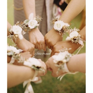 ข้อมือดอกไม้ ข้อมือเพื่อนเจ้าสาว bridesmaid ริบบิ้นผูกข้อมือเพื่อนเจ้าสาว ดอกไม้แห้ง เลือกสีริบบิ้นได้