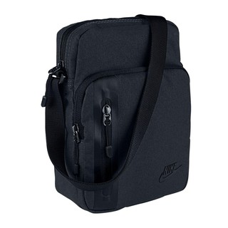 กระเป๋า Nike Tech Small Items Bag ลิขสิทธิ์แท้ สี - Black