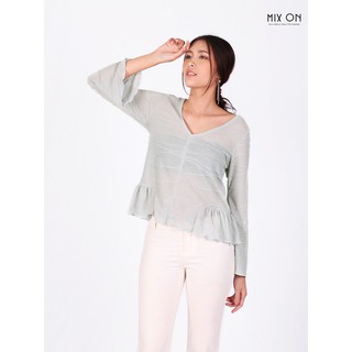 เสื้อเบลาซ์แขนยาวระบาย รุ่น Davia Bell Sleeve Blouse รหัสสินค้า D-TOP-004