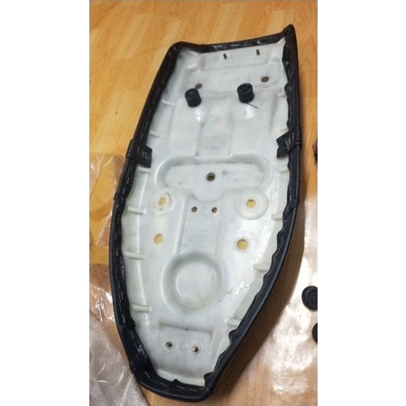 เบาะนั่ง Suzuki rc jet cooled