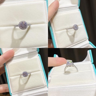 💍แหวนเพชรกลาง 1.4กะรัต ล้อมเพชร 4ตัง บ่าข้าง 4.5ตังค้า สวยมาก แอบบอกว่าต้นแบบมาจากแบรนด์ดัง อิอิ🤭🤭