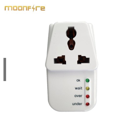 ปลั๊กป้องกันไฟกระชาก MOONFIRE กันไฟตก ใช้กับตู้แช่ ตู้เย็น ทีวีได้หมด