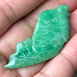 52.77Ct. จี้หยกเขียวธรรมชาติ Awesome Natural HUGE Green Jade MaeSai