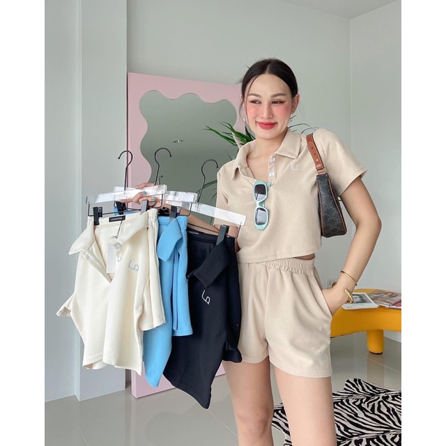 maylinda set สีครีมลอตใหม่ จากร้าน loonnystore