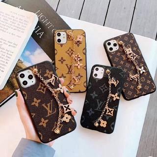 เคสหลัง  ip 11promax,ip11,ip11pro,ip7p/8p,ipxs,xr,ipxsmax,มาพร้อมกับสร้อยคล้องมือ เก๋ไก๋