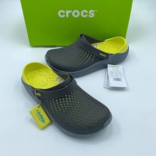 new crocs รองเท้าแตะแบบสวมใส่ได้ทั้งผู้หญิงและผู้ชาย🎊🎊